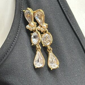Rhinestone glass crystal dangle tear drop and Pearl bead pierced earrings